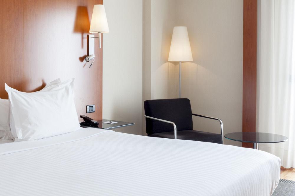 Ac Hotel Badajoz By Marriott Ngoại thất bức ảnh