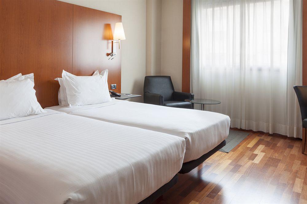 Ac Hotel Badajoz By Marriott Ngoại thất bức ảnh