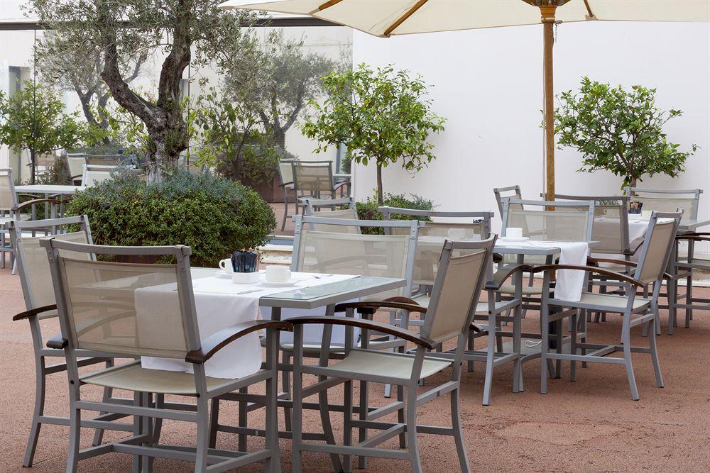 Ac Hotel Badajoz By Marriott Ngoại thất bức ảnh