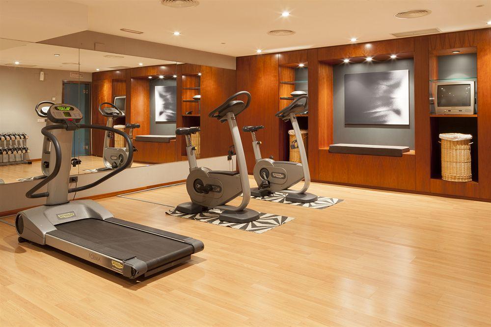 Ac Hotel Badajoz By Marriott Ngoại thất bức ảnh