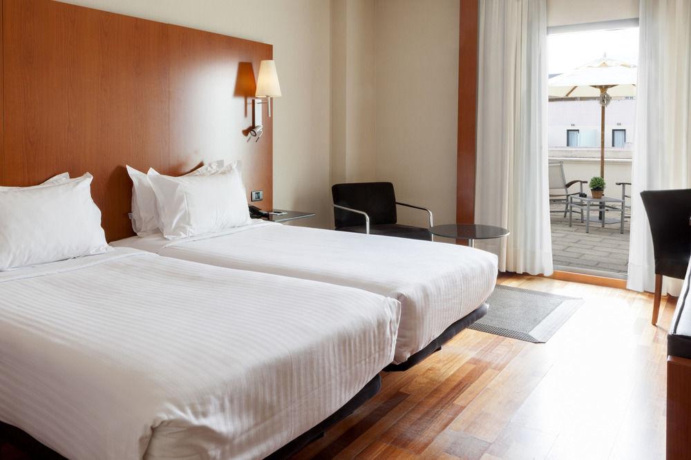 Ac Hotel Badajoz By Marriott Ngoại thất bức ảnh
