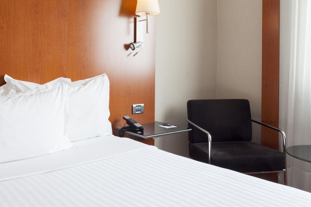 Ac Hotel Badajoz By Marriott Ngoại thất bức ảnh