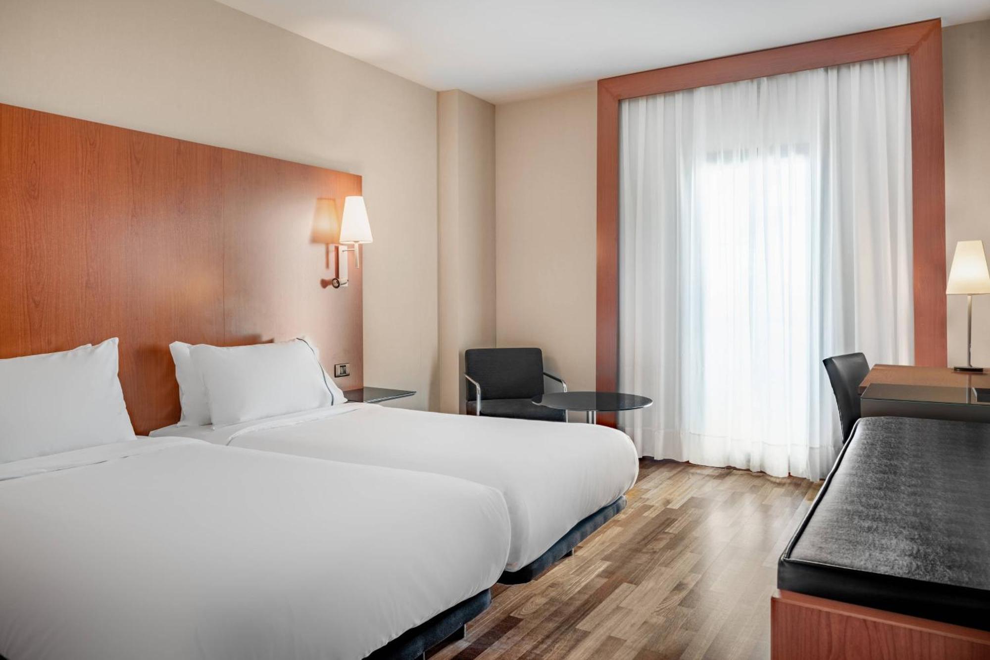 Ac Hotel Badajoz By Marriott Ngoại thất bức ảnh
